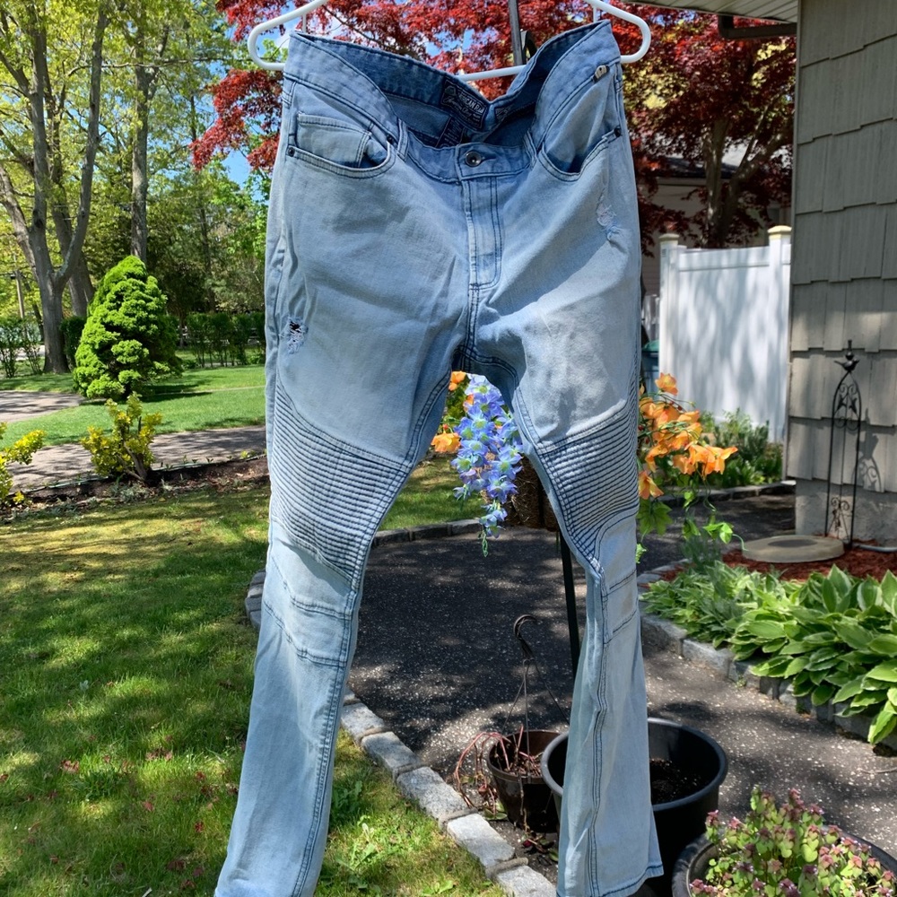 Distressed Jeans